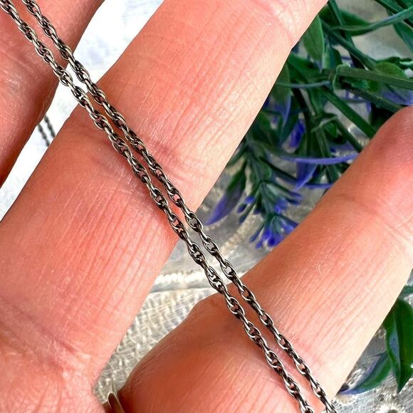 Vintage Diamond Cut Sterling Eagle Pendant Necklace Unisex - Picture 5 of 6